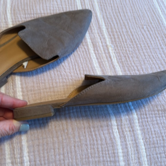 Mules light gray suede size 7. - Picture 2 of 5